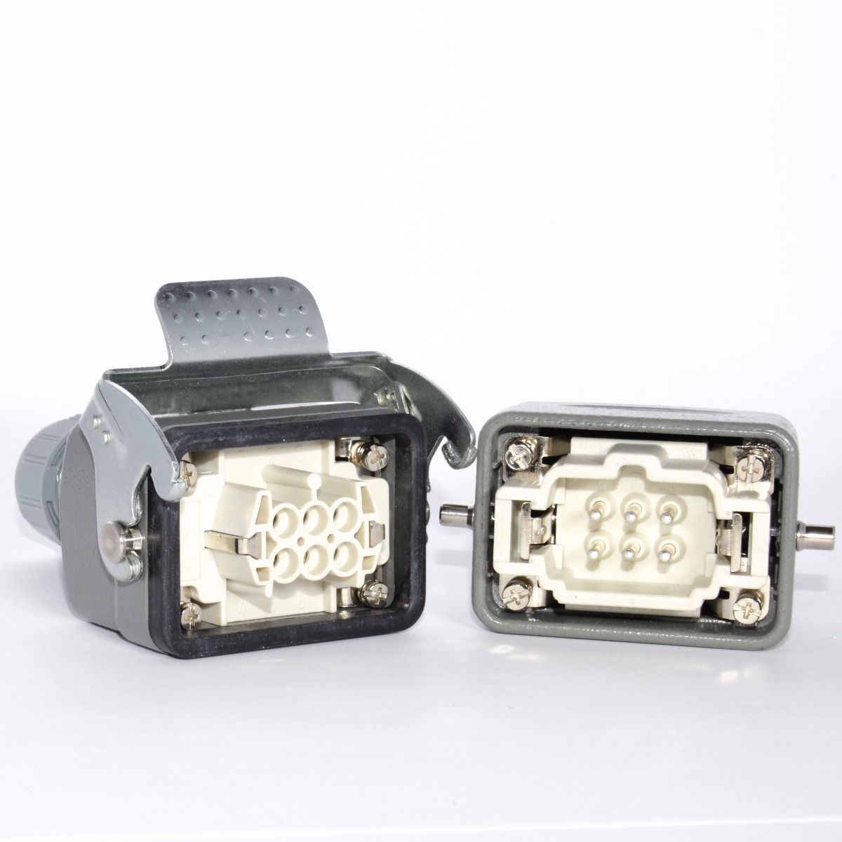 Imel Park Clavija <strong>6 POLOS voladores</strong>